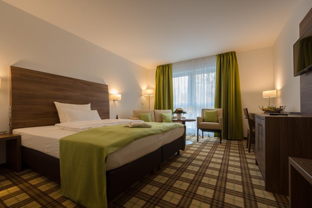 Hotel Fortuna Schwäbisch Gmünd Zewnętrze zdjęcie